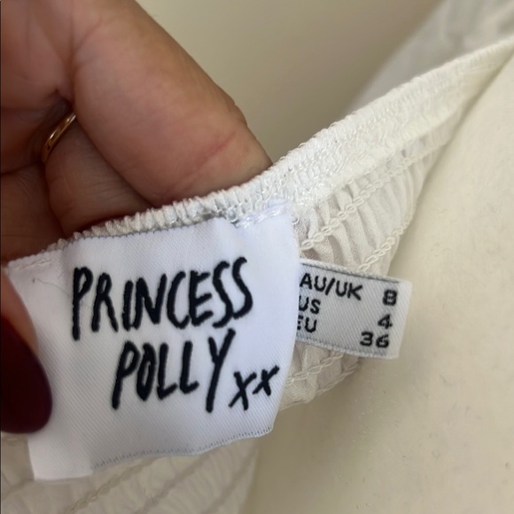 PrettyLittleThing White Crop Tie Front Blouse - Picture 4 of 4